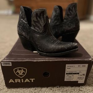🖤 Brand New Ariat Hazel Western Boot 6.5 🖤